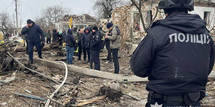 РФ завдала ракетного удару по Умані: є постраждалі, серед них і діти
