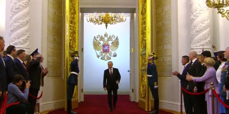 Ексрадниця Трампа розповіла, що той так сильно "зачарований Путіним", що в результаті "стає рабом" господаря Кремля