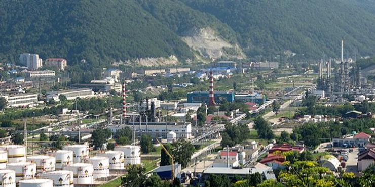 Після атаки дронів на Туапсе місцевий НПЗ припинив переробку нафти, а порт - експорт палива, - Reuters