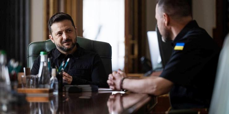 Володимир Зеленський та Ігор Клименко Президент України Володимир Зеленський і секретар РНБО Ігор Клименко