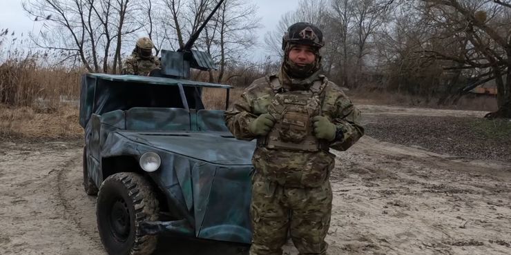 Тероборона показала, як на "бронебаггі" захищає Київ від "шахедів"