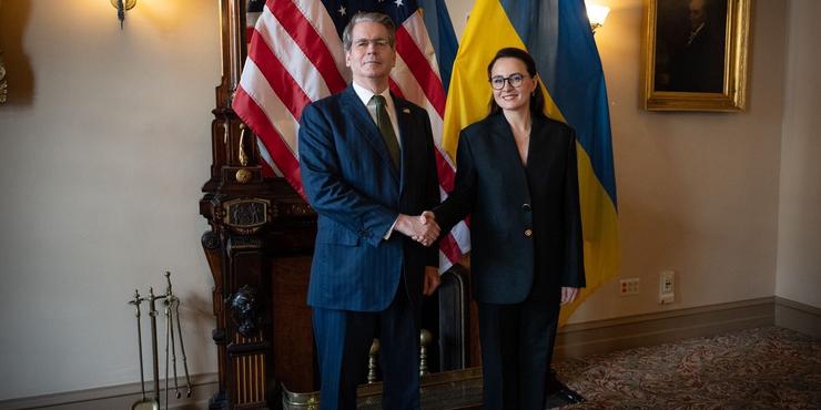 Бессент запевнив, що США готові співпрацювати з країнами G7 щодо санкцій проти Росії