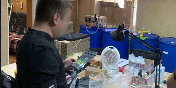 Детективи БЕБ припинили незаконний обіг підакцизної продукції у Полтавській області
