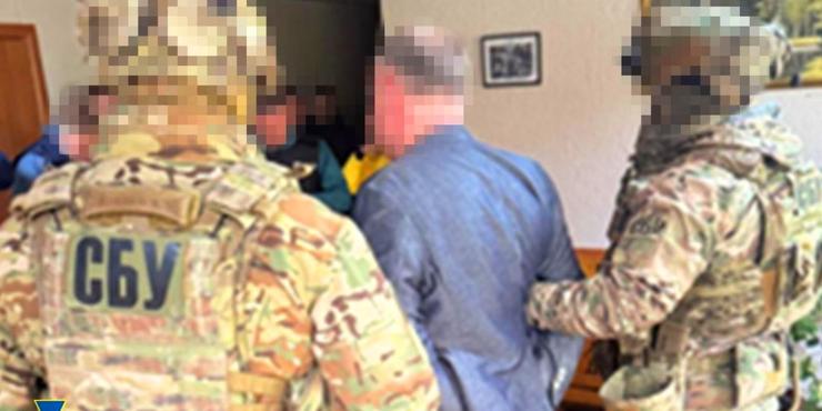 У Кропивницькому СБУ та ДБР затримали очільника ВЛК, який торгував фейковими “інвалідностями”