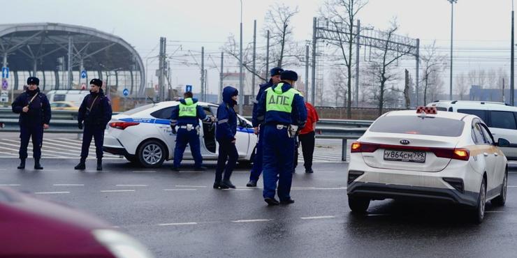 У Москві через атаку безпілотників знову закрили аеропорти: Собянін розповів про наслідки