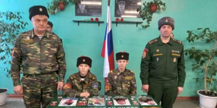 У російських школах та коледжах навчають дітей управляти дронами, — британська розвідка