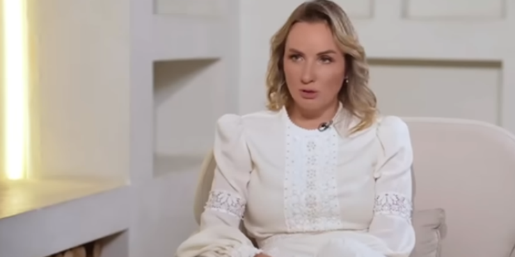 Російська дитяча омбудсменка визнала, що викрала дитину з Маріуполя та зламала її українську ідентичність