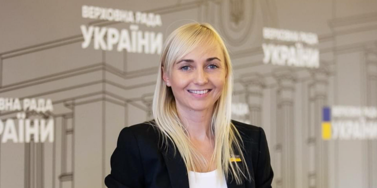Устінова жорстко розкритикувала керівницю Агенції оборонних закупівель: саботує контракти з нижчими цінами