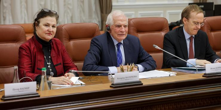 Боррель пообіцяв, що ЄС надасть Україні понад 1,5 млн боєприпасів до кінця року