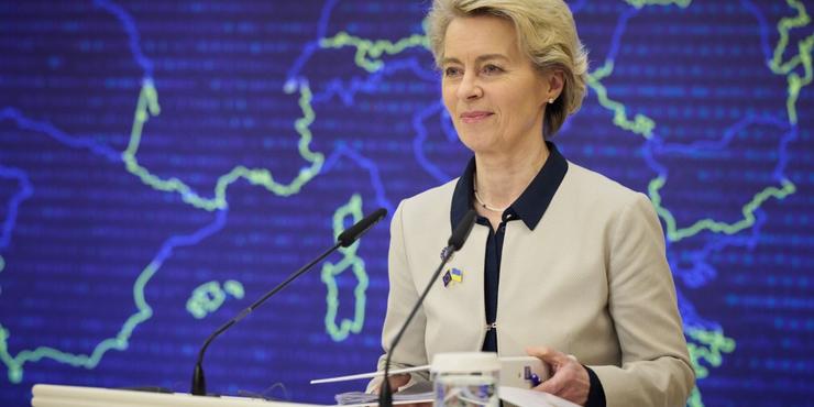Фон дер Ляєн у Києві оголосила, що у березні Україна отримає від ЄС 3,5 млрд євро