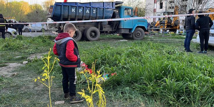 В Умані після ракетного удару під завалами знайшли тіло ще однієї дитини