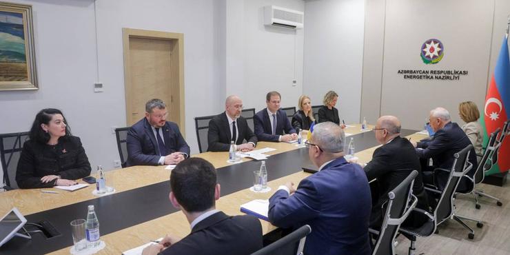 Україна та Азербайджан обговорили використання української інфраструктури для транзиту газу до ЄС