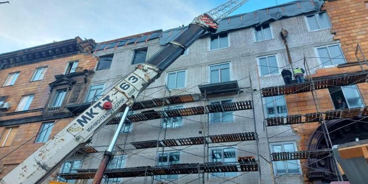 Зруйновані багатоповерхівки у Запоріжжі Зруйновані багатоповерхівки у Запоріжжі