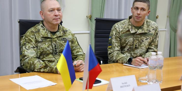 ДПСУ погодила з представниками Чехії постачання артснарядів: деталі зустрічі