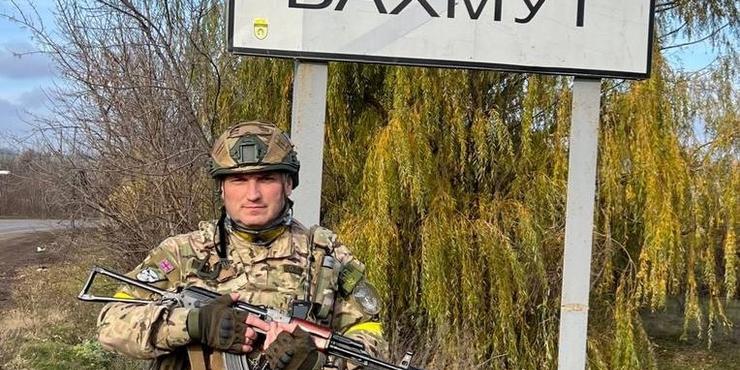 Боєць ЗСУ Волощенко: У Бахмуті залишається 7 тисяч мирних мешканців, із них 100 дітей