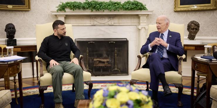 Зеленський представив Байдену свій "план перемоги", президент США оголосив про великий пакет військової допомоги