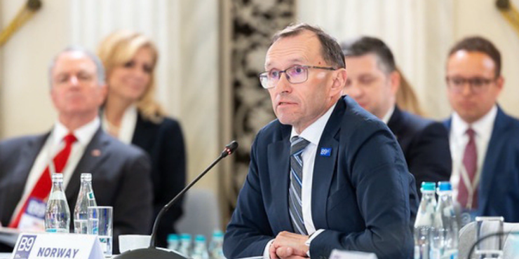 Глава МЗС Норвегії заявив, що не буде посередником у переговорах між Європою і Росією: яка причина