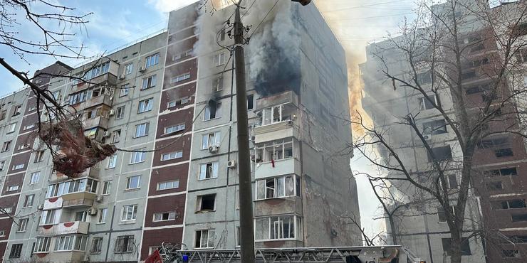 Ракетна атака на Запоріжжя: у міськраді показали фото наслідків і назвали кількість постраждалих