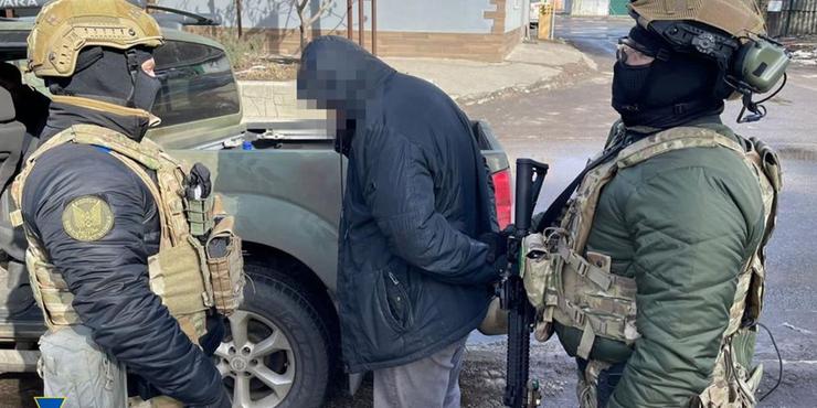 У Харкові затримали агента ФСБ, який готував теракти проти українських військових