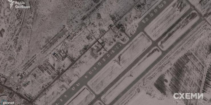 З'явилися супутникові знімки російського аеродрому в Енгельсі: скільки літаків там було на момент атаки дронів ГУР